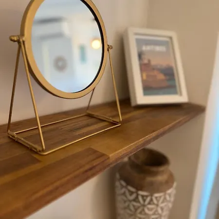 28 - Luxury - Old Town - 4 People * Antibes