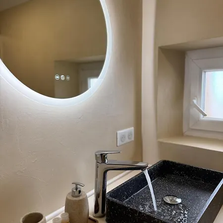 28 - Luxury - Old Town - 4 People Apartment